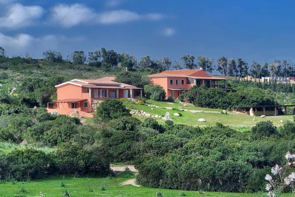 Country House Vignola Mare Aglientu Esterno foto