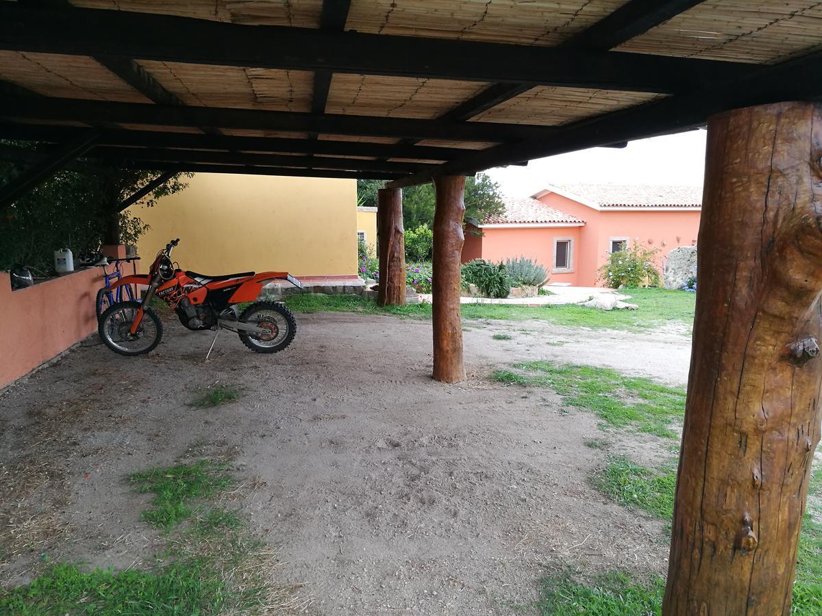Country House Vignola Mare Aglientu Esterno foto